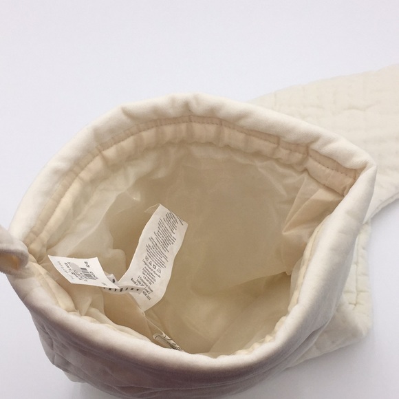 Pottery Barn Velvet Christmas Stocking Monogrammed Leera - Picture 11 of 12